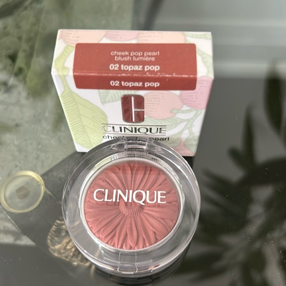 Clinique Topaz Cheek Pop - Discontinued - Picture 3 of 6